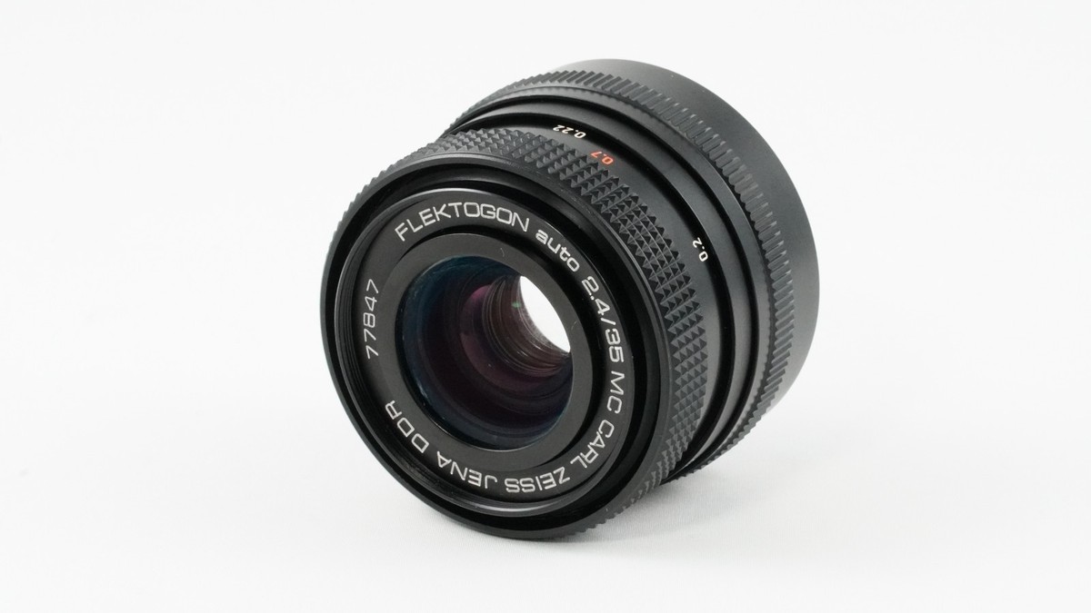 ソ*!様 Carl Zeiss DDR MC Flektogon 35mm F2 Problem】Carl Zeiss JENA DDR FLEKTOGON 35mm f2.4 MC Lens M42 From