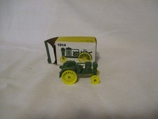 Vtg 1914 model JOHN DEERE Waterloo Boy Tractor ERTL, USA made no 562