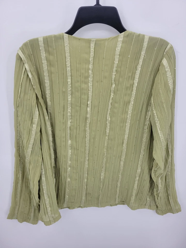 Top deportivo Selene para mujer XL verde texturizado rayas manga larga cuello en V elegante Foto 2 de 4