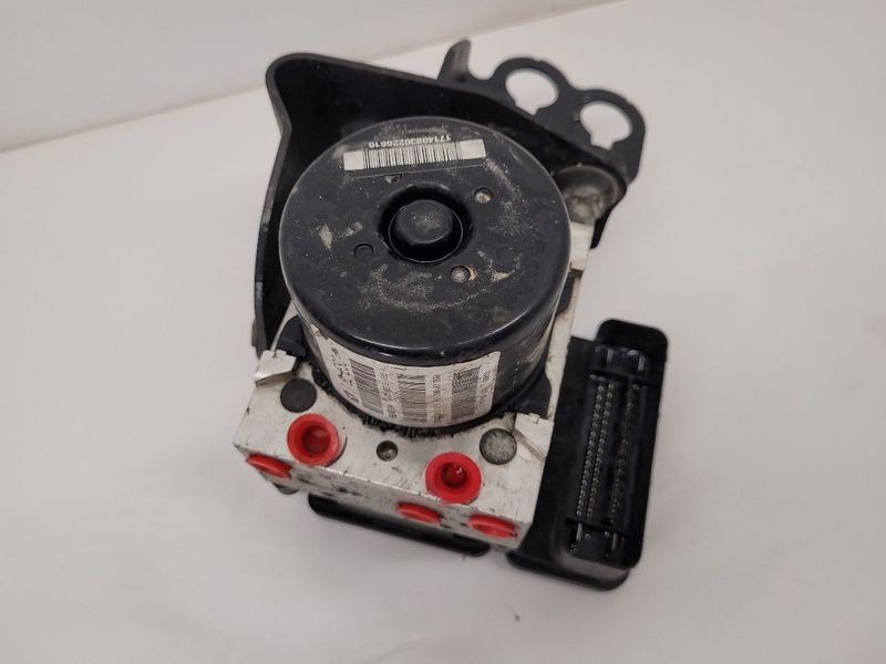 2011-2014 Chrysler 200 ABS Anti Lock Brake Pump 3.6L