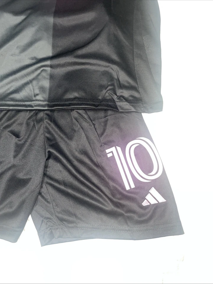 Nova Jersey de Futebol ADIDAS Youth Messi #10 e Kit Short Preto Tamanho 26 AEROREADY - Imagem 2 de 4