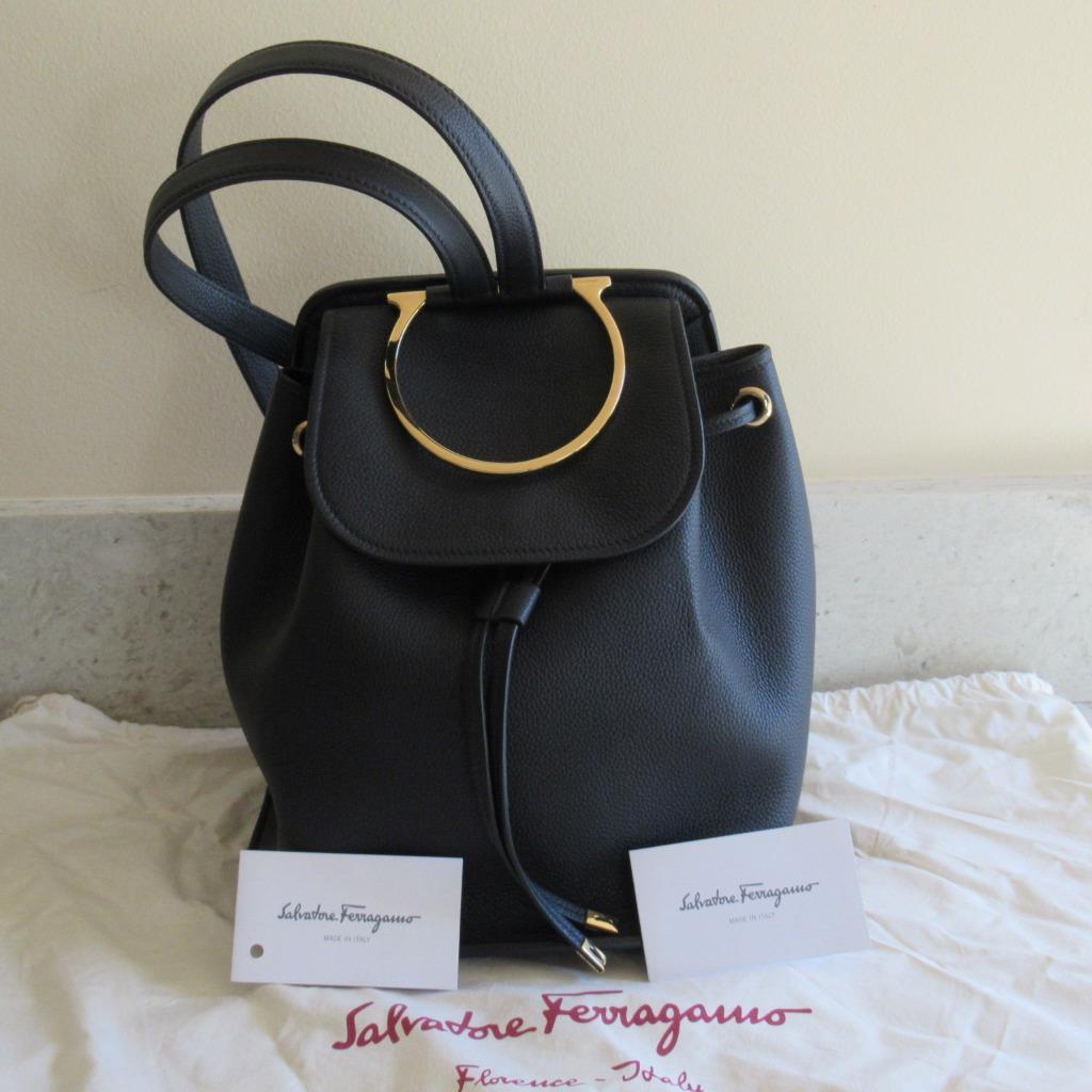 Salvatore Ferragamo Betta Black Lether Ring Handle Backpack  display picture 3