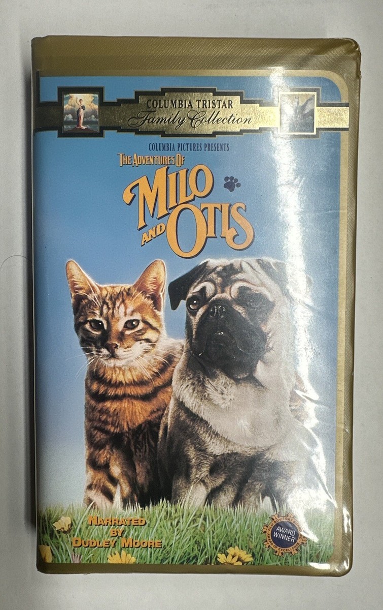 Adventures of Milo and Otis (VHS, 1997, Clamshell Closed Captioned