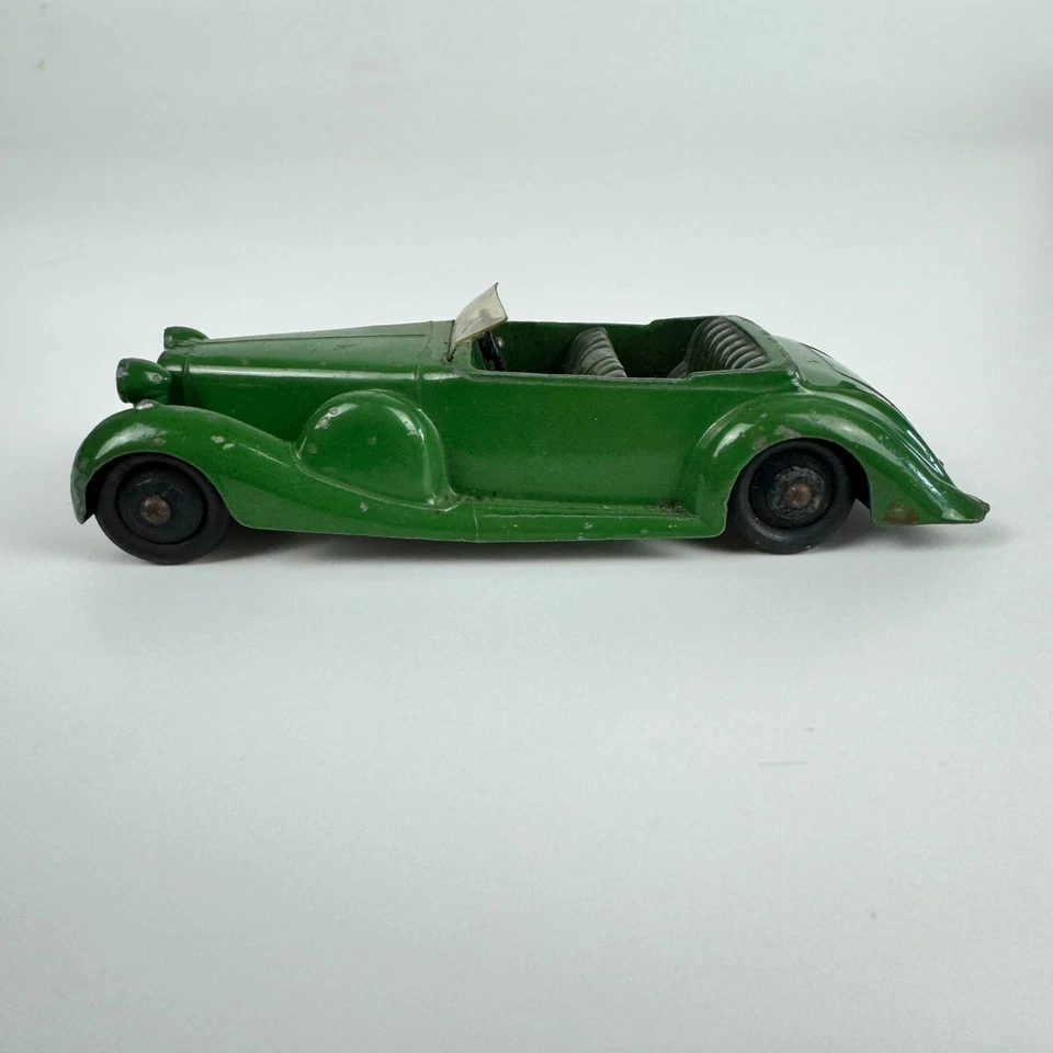 Dinky 38c Lagonda Sports Coupe carrocería verde asientos verdes - muy buenos sin caja Foto 2 de 4