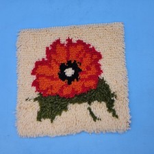 VTG 70s Latch Hook Wall Hanging Pillow Front 12x12 Red Orange Poppy