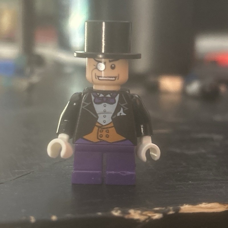 AUTHENTIC LEGO Batman Penguin Minifigure