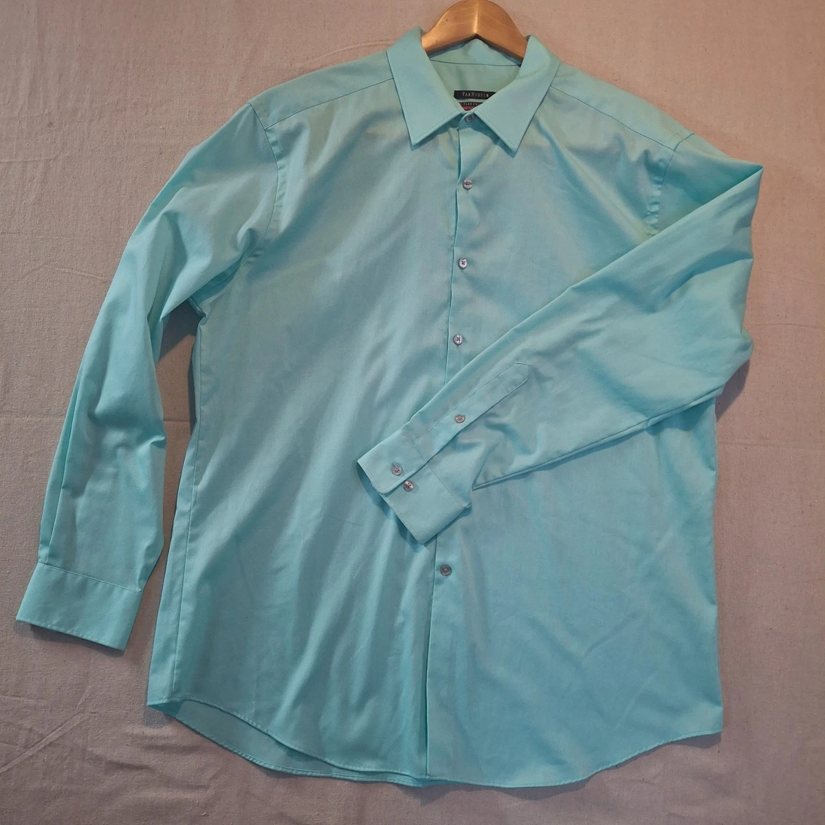 green emerald velvet dress Van Heusen Men's Dress Shirt Slim Fit Traveler Stretch, Light Spruce,  18"-18.5" Neck 34"-35" Sleeve : Buy Online at Best Price in KSA