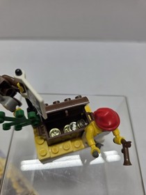 Vintage Lego Set 6235 - Pirates Buried Treasure - 100% Complete w/Instructions