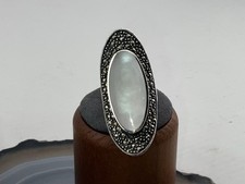 Mother of Pearl 925 Sterling Silver Marcasite Women  s Ring Sz 6.5