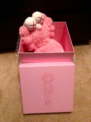 ぬいぐるみ KAWS BFF Plush PINK ぬいぐるみ KAWS BFF Plush PINK KAWS BFF Pink Plush Number