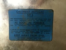 Alte kleine Blechschachtel OINTMENT ANTI-GAS no.5 - britisch 2 WW - DEKO -