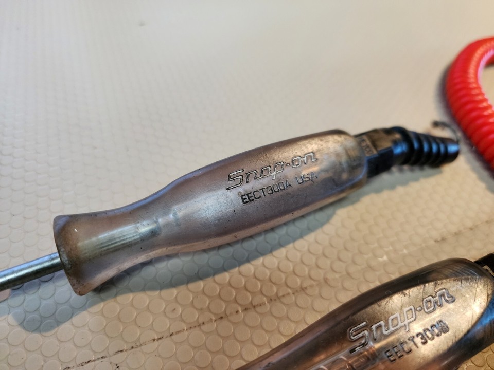 SnapOn Tools EECT300B Circuit Continuity Tester Clean + A broken one