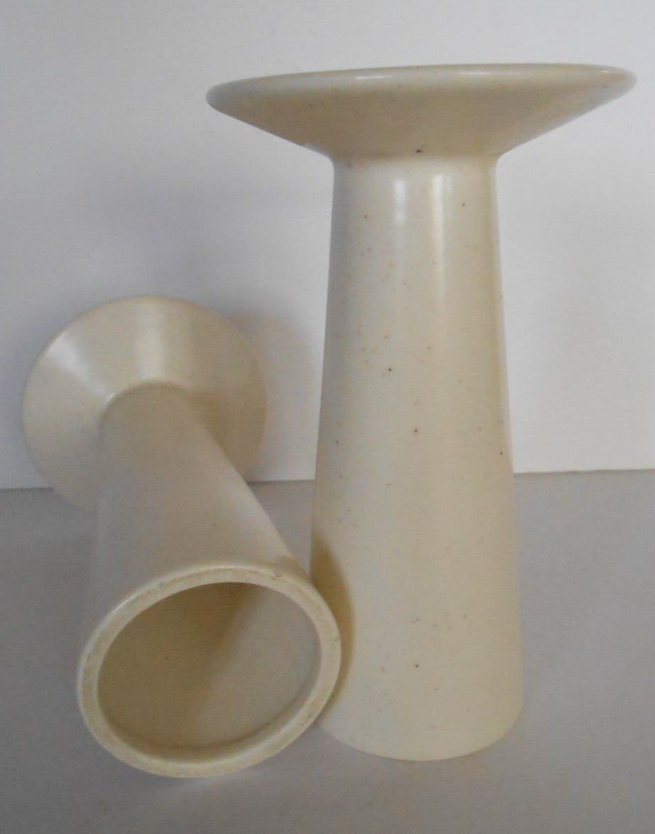 MCM Pair of Metlox Poppytrail Navaho/Tempo Shape 1950s 6.25" Tall