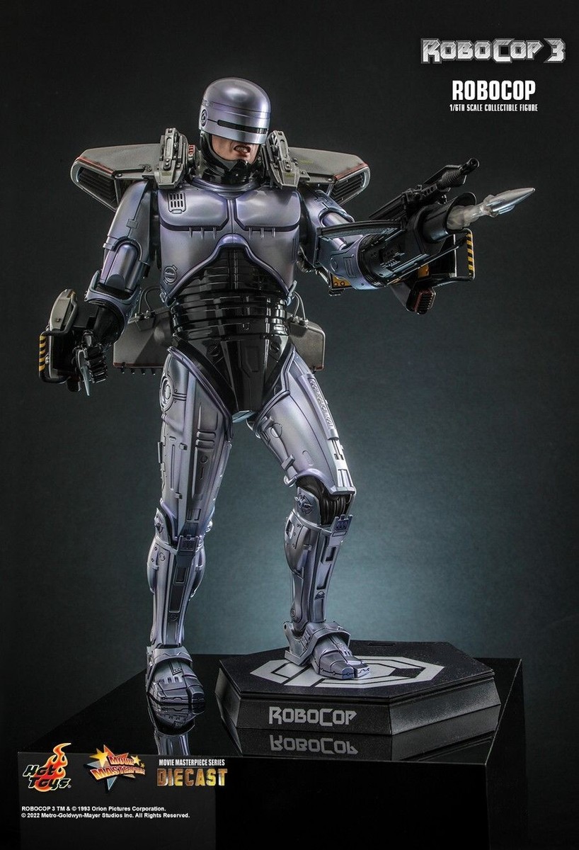 「リアルフィギュア　ROBOCOP 3　ロボコップ 」（タカラ製） Amazon.co.jp: タカラ リアルフィギュア ロボコップ ROBOCOP 3