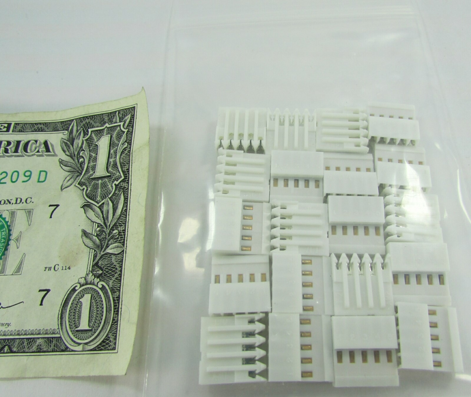 Lot 20 Amp Tyco 5Position Self Stripping Ribbon Cable Connectors