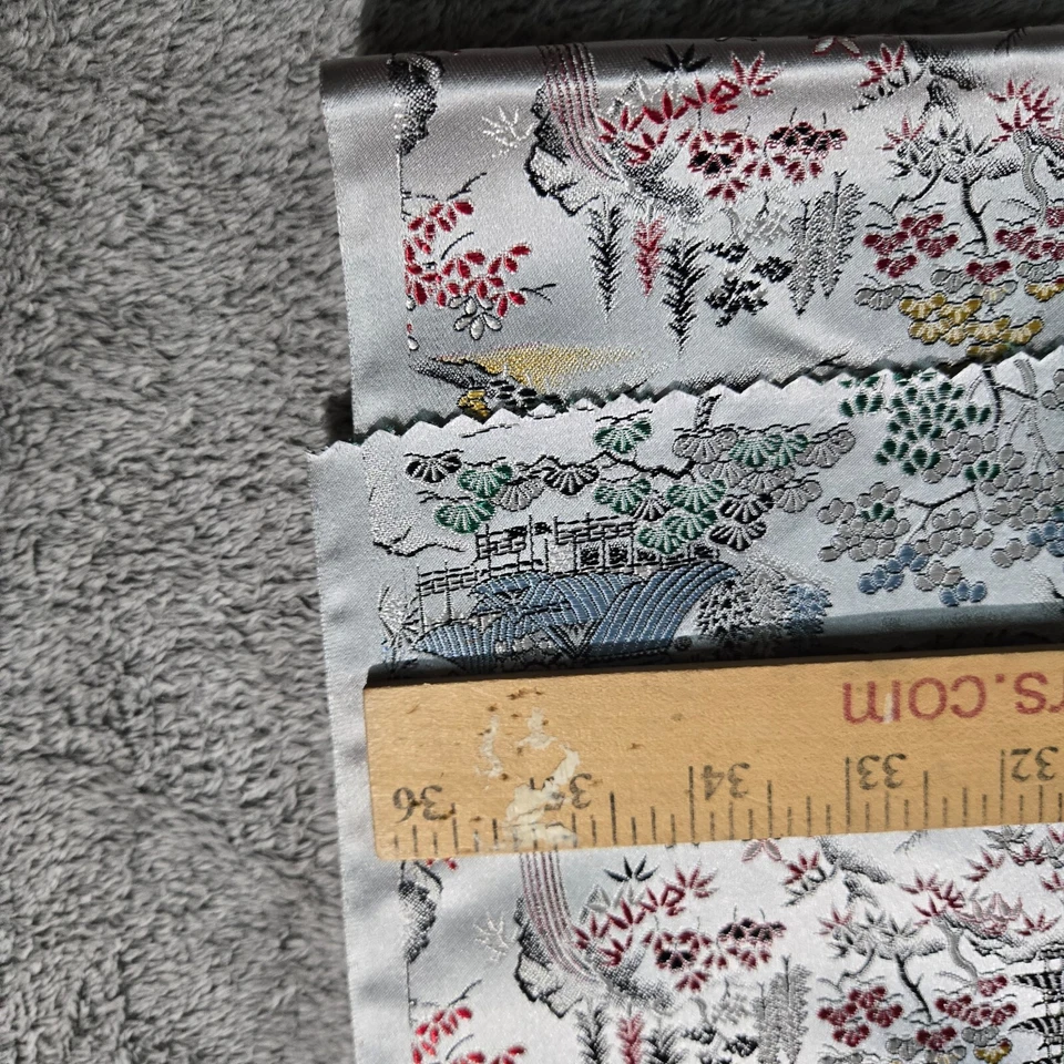 Brocado Jacquard Plata Sari Material - De Colección 30 x 117 Foto 3 de 4