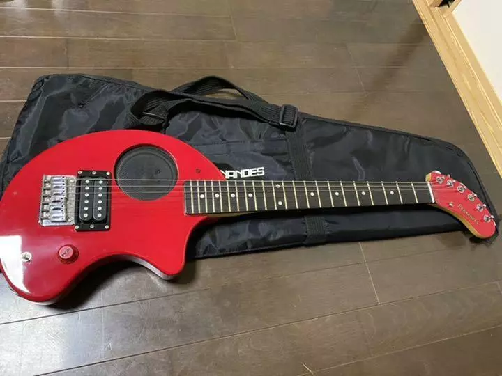 FERNANDES ZO-3 (RED) F/S with tracking No