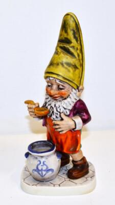 Vtg 1970 HUMMEL GOEBEL Porcelain Germany CO-BOY GNOME SAM Figurine