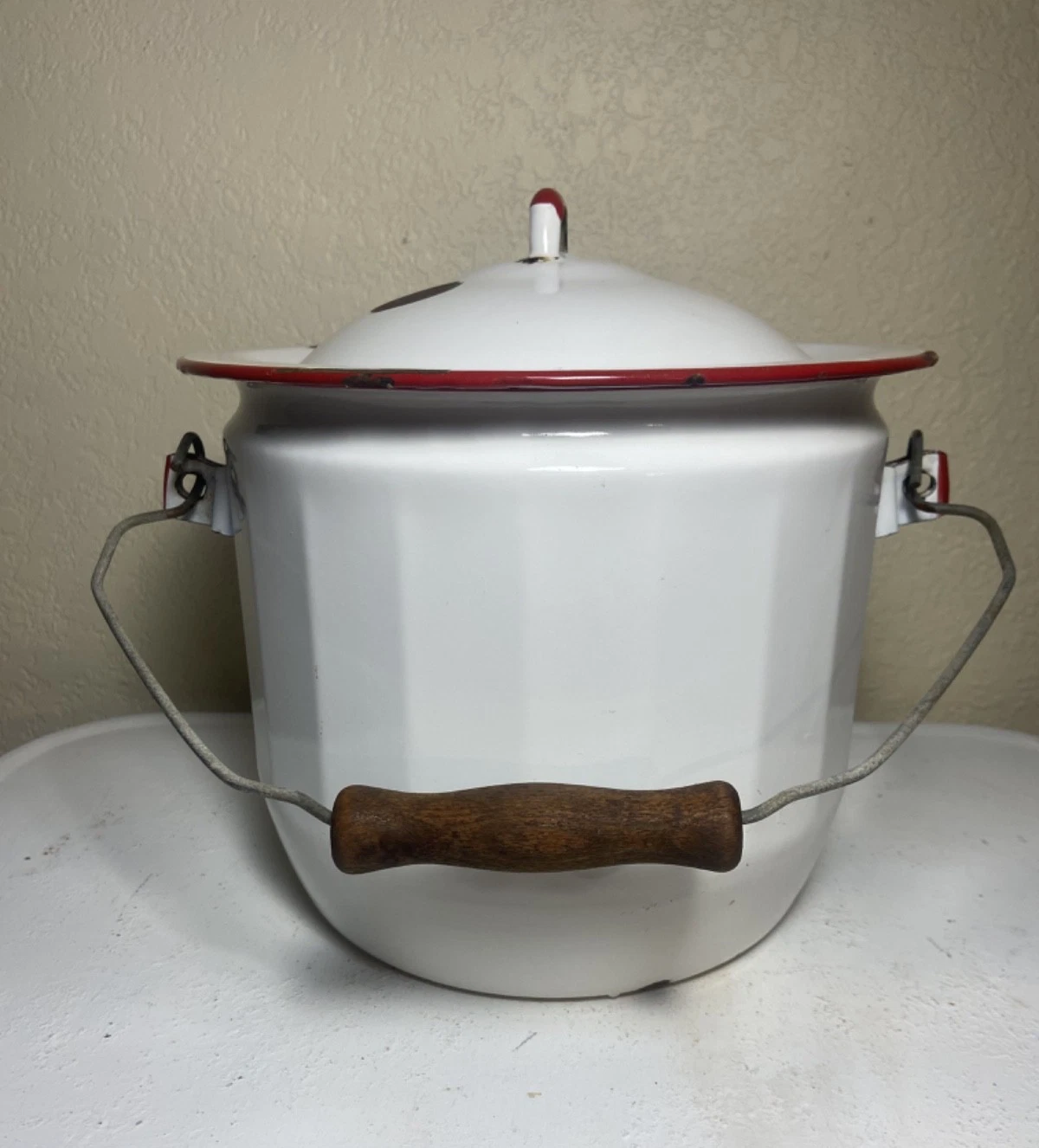 Vintage white enamelware chamber pot/lid red rim/wooden handle