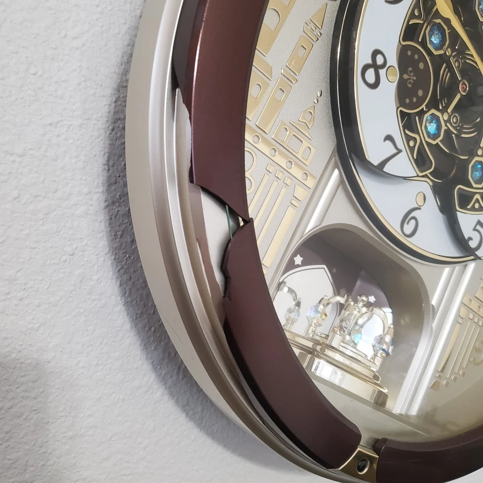 Seiko Swarovski Melodies in Motion Wall Clock (QXM491BRH) 18 Melodies - Image 2 of 4