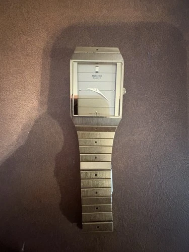 Seiko Slim Quartz Men Gold Dial Gold Strap Dress Vintage Watch