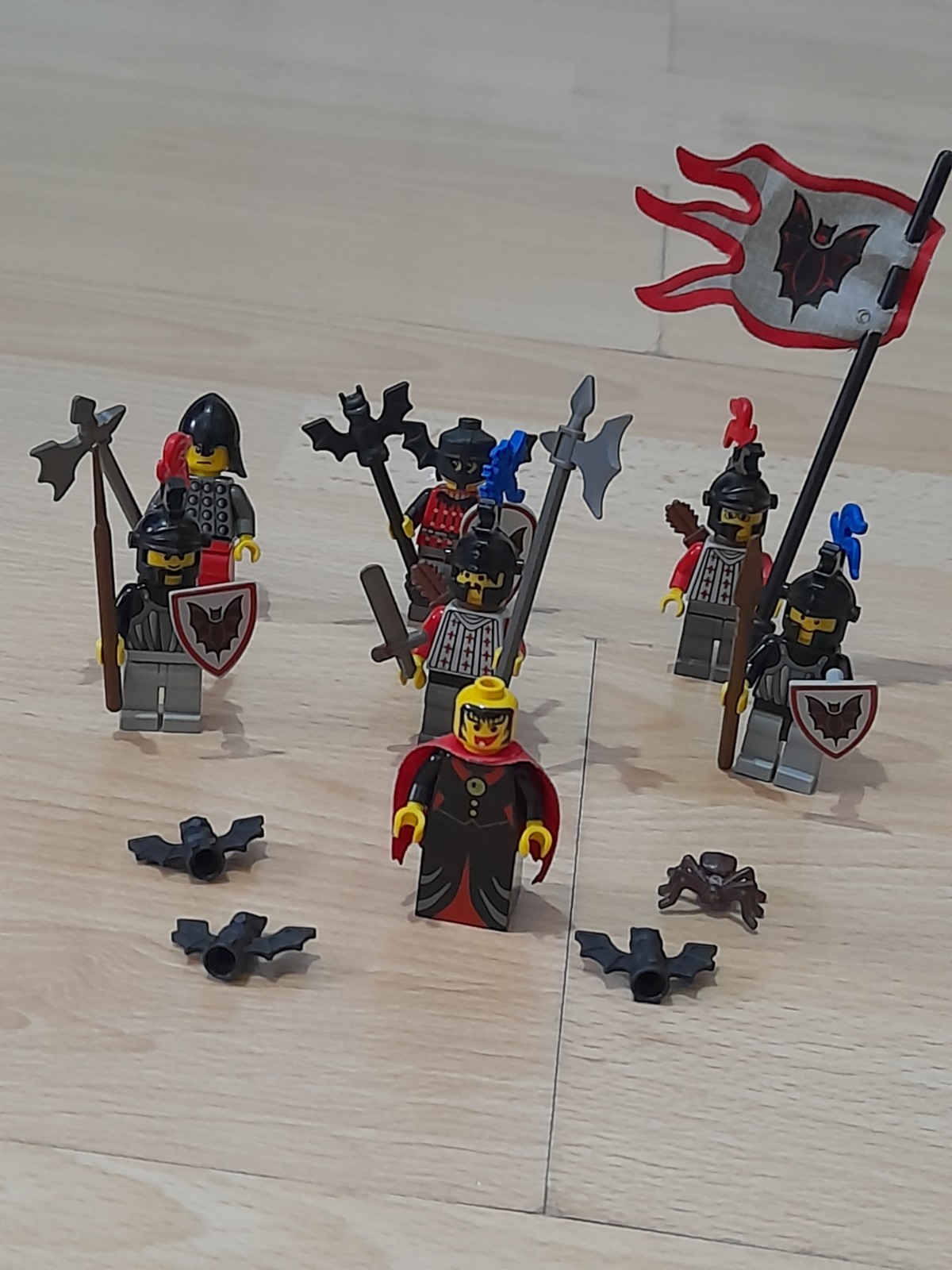 Lego Vintage MiniFigure Fright Nights 1997  Night Castle