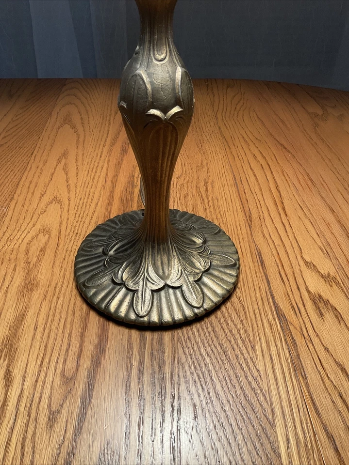 Meyda Tiffany One Light Table Lamp Purple White Roses Hand Painted Stained Glass - Image 4 of 4