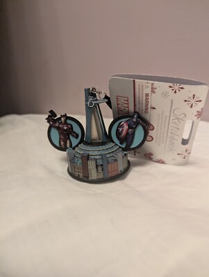 Skizzenbuch Marvel Avengers Tower beleuchtet Weihnachtsschmuck