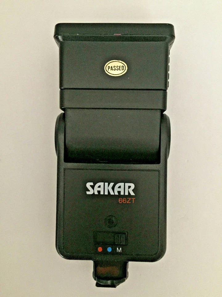 VINTAGE Sakar 66ZT Camera Film 35 mm Flashes  - Image 2 of 4