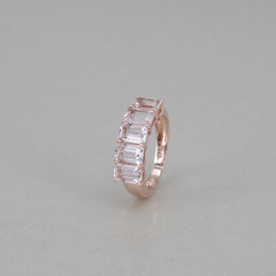 RING 585/14k Rotgold, mit Morganit in Baguetteschliff
