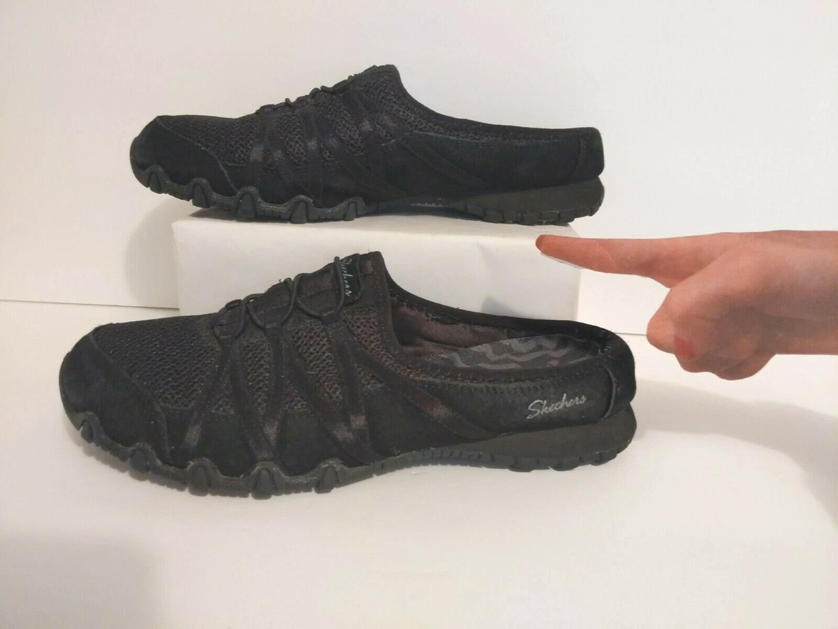 Skechers lightweight hotsell memory foam