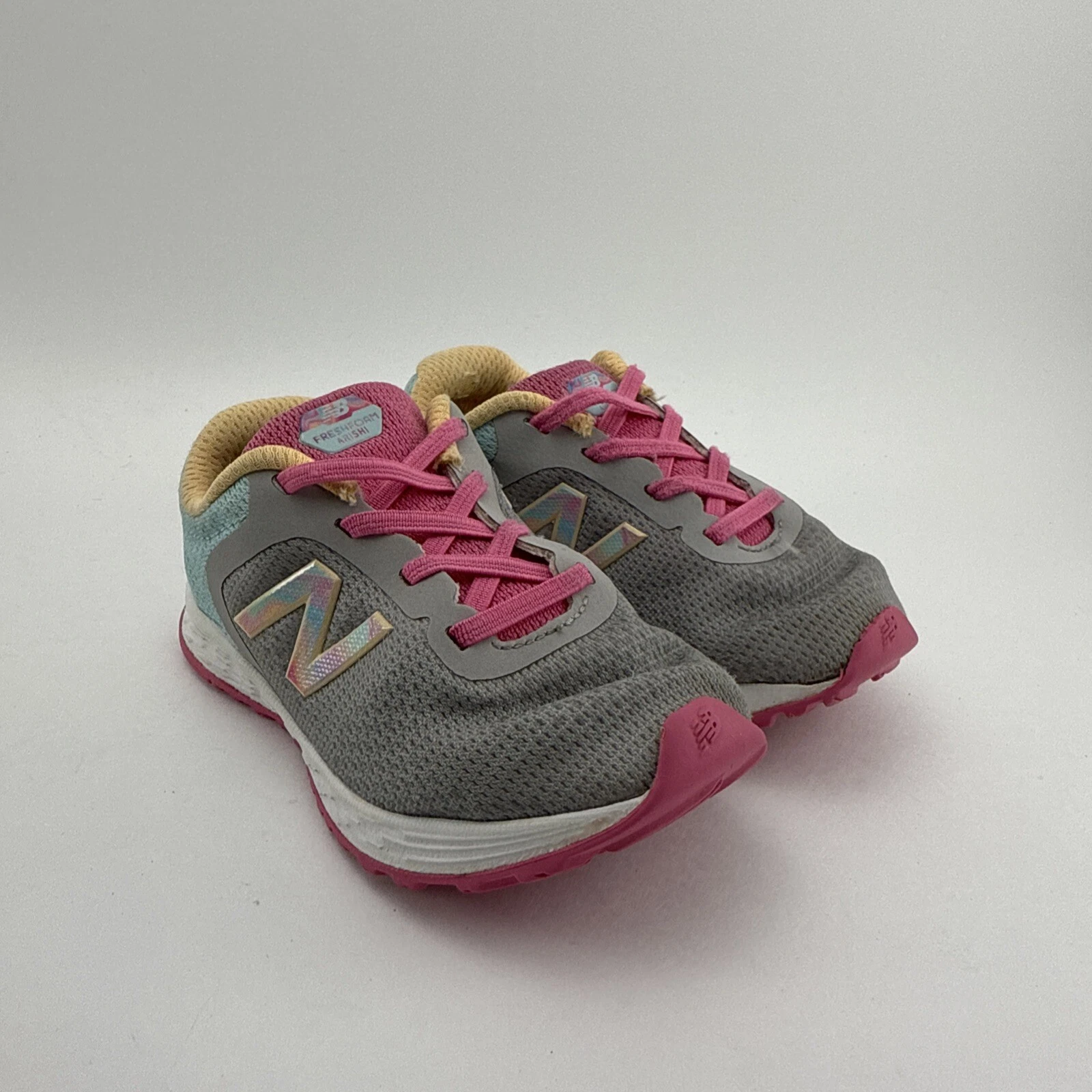 Scarpe da ginnastica New Balance Fresh Foam Arishi bambino taglia 8 5 grigio rosa