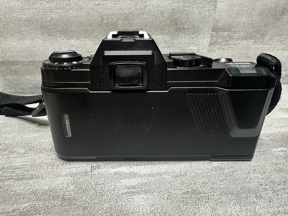 Pentax A3000 35mm Film SLR Camera with Sigma High-Speed Zoom lens - Image 4 of 4