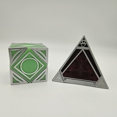 Disney Star Wars Galaxy s Edge Sith Holocron & Jedi Holocron Cube Set