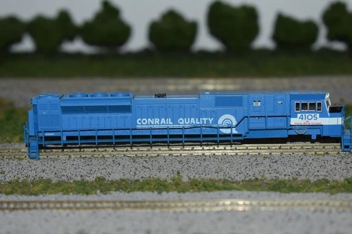 N Scale KATO Conrail SD80MAC Diesel Locomotive Shell 4105 C56584