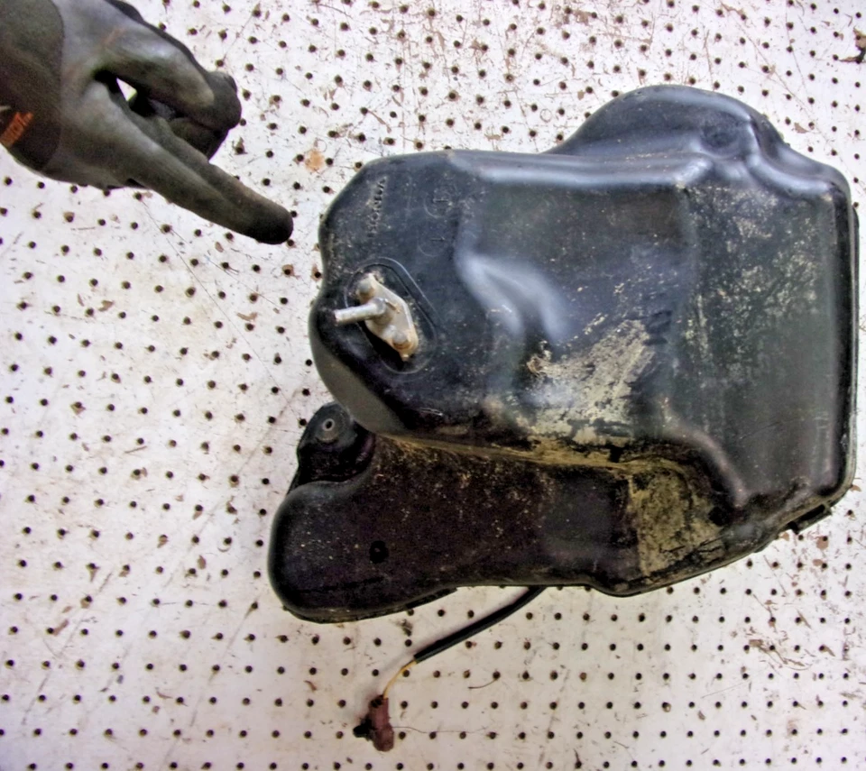 Honda 500 FE 2012 Foreman ES 4x4 tanque de combustible Foto 3 de 3