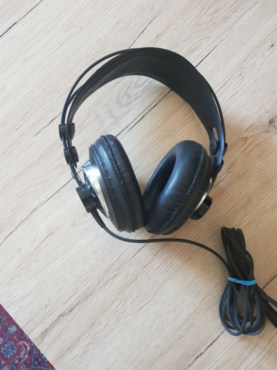 AKG K-240 High-End Studio Vintage Headphone / 4-600 Ohm AKG K-240 High-End Studio Vintage Headphone / 4-600 Ohm