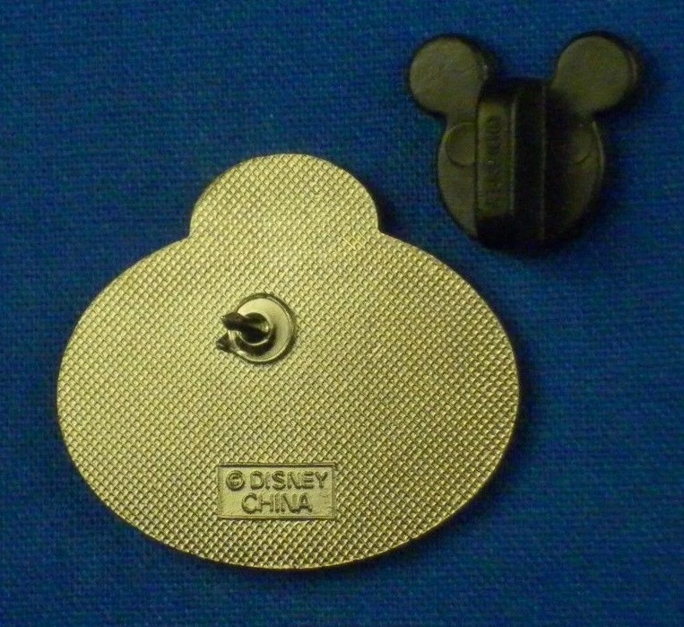 Tigger Wide World of Sports Cast Member Name Tag Disney Pin # 13114 - Image 4 of 4