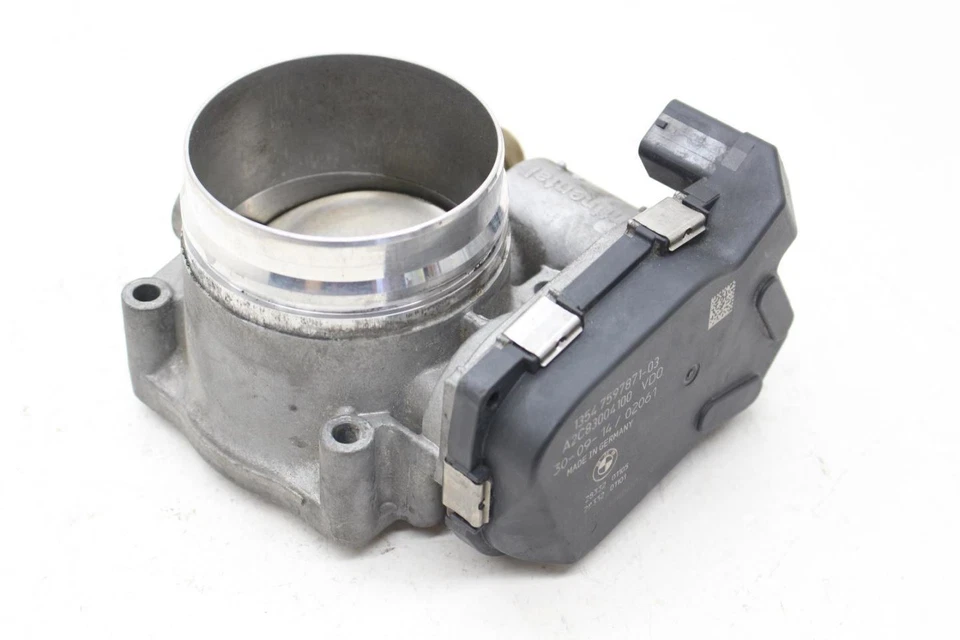 2014-2016 BMW 435i Convertible 3.0L Throttle Body Assembly 13547597871 - Imagem 4 de 4