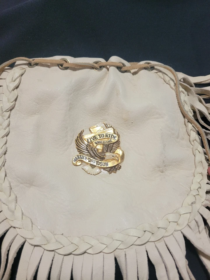 Rara Bolsa Balde Pequena Vintage Harley Davidson Cor Creme Franja com Contas - Imagem 2 de 4