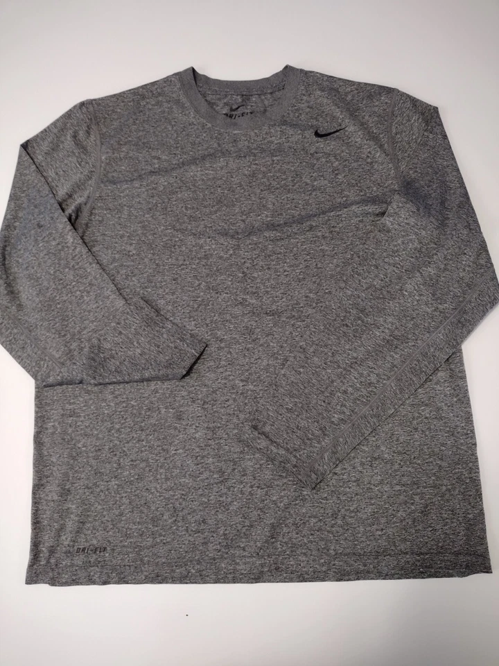 Pullover Nike Dri Fit Ligero Manga Larga Gris Grande-AGUJERO ABAJO LADO IZQUIERDO Foto 4 de 4