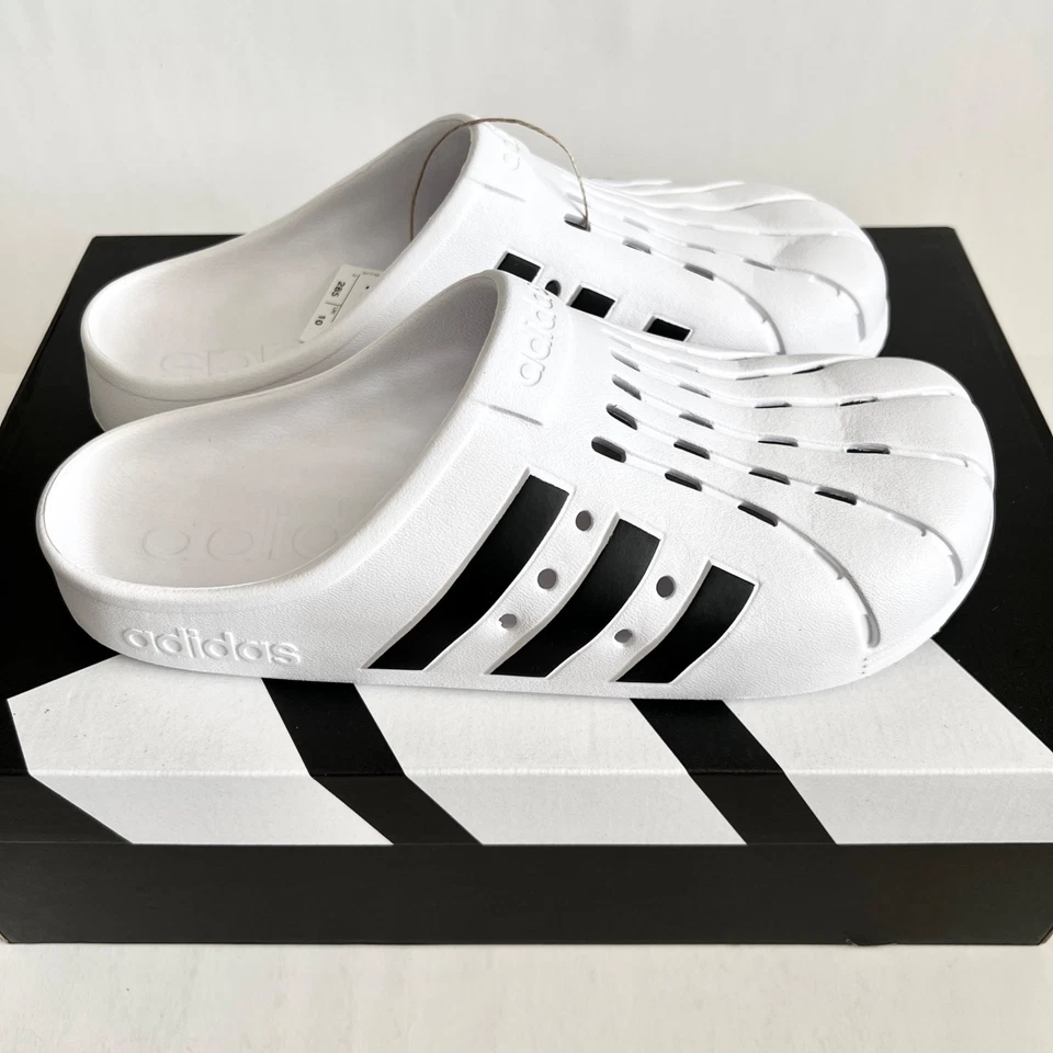 NUEVO EN CAJA DS ADIDAS Para hombres Blanco Negro Adilette Zuecos 10 Piscina Zapatillas Sandalias Toboganes Foto 4 de 4