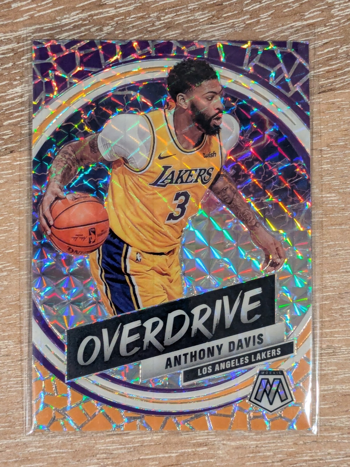2019-20 Panini Mosaic Anthony Davis Overdrive Fast Break Prizm #12 Lakers