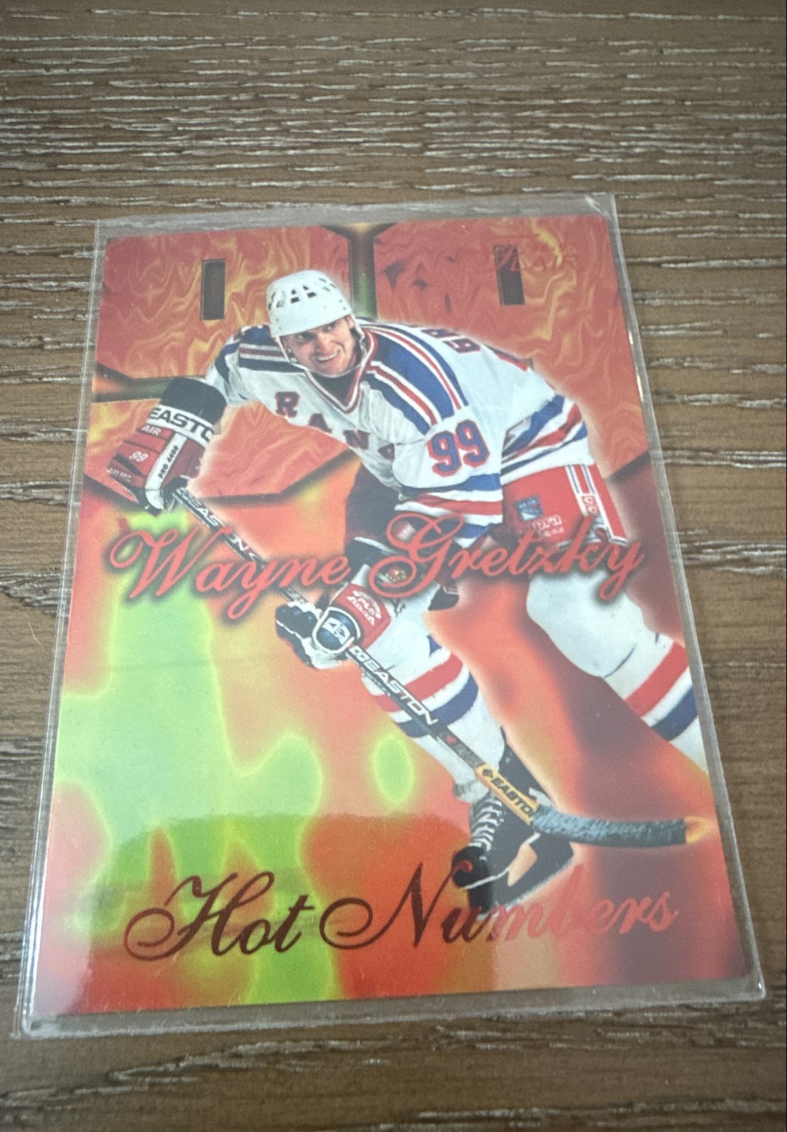 1996 Flair - hot numbers Wayne Gretzky #4