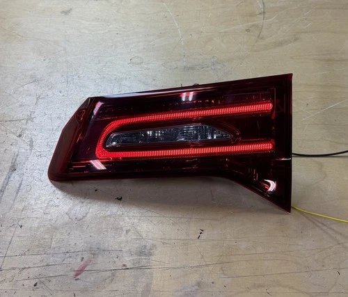 2014-2020 Acura MDX Inner Tail Light Right Passenger Side Trunk Tailgate Mounted