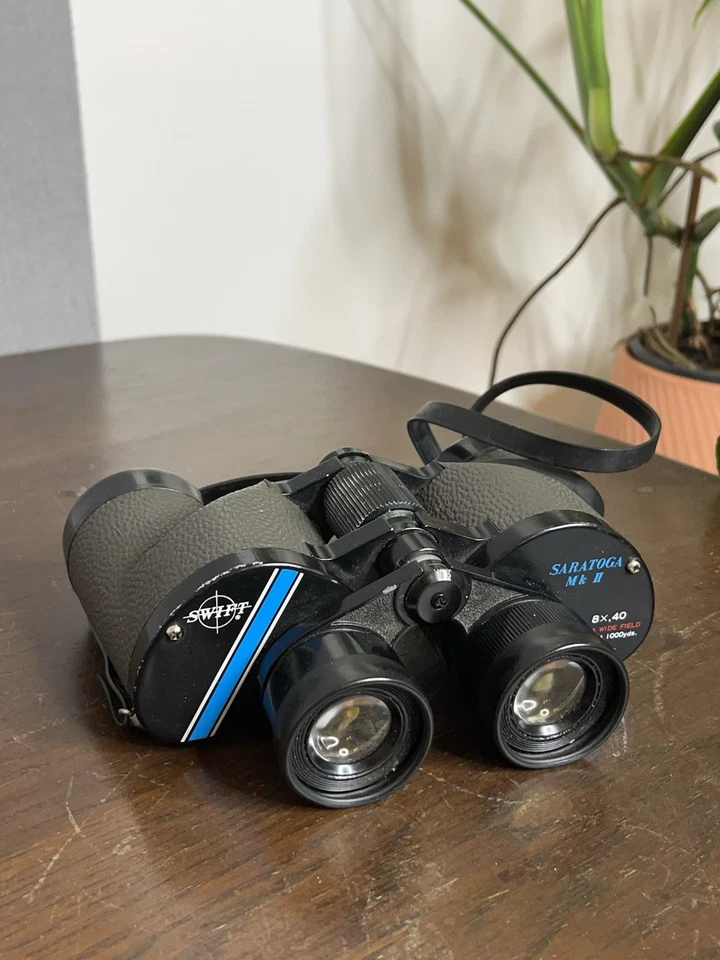 Japanese SWIFT Saratoga MkII 8x40 Binoculars. Large Eyepieces & Extra Wide Field - Image 2 of 4