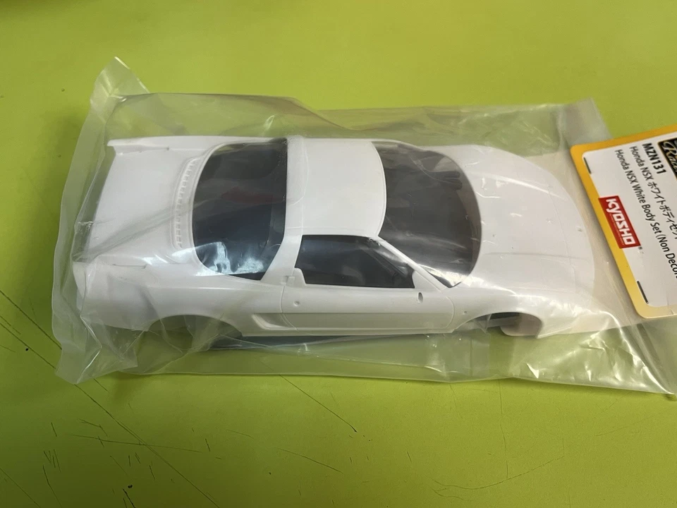 Kyosho Mini-Z Honda NSX White Body Set (Non-Deco) 94mm MZN131 - Image 3 of 4