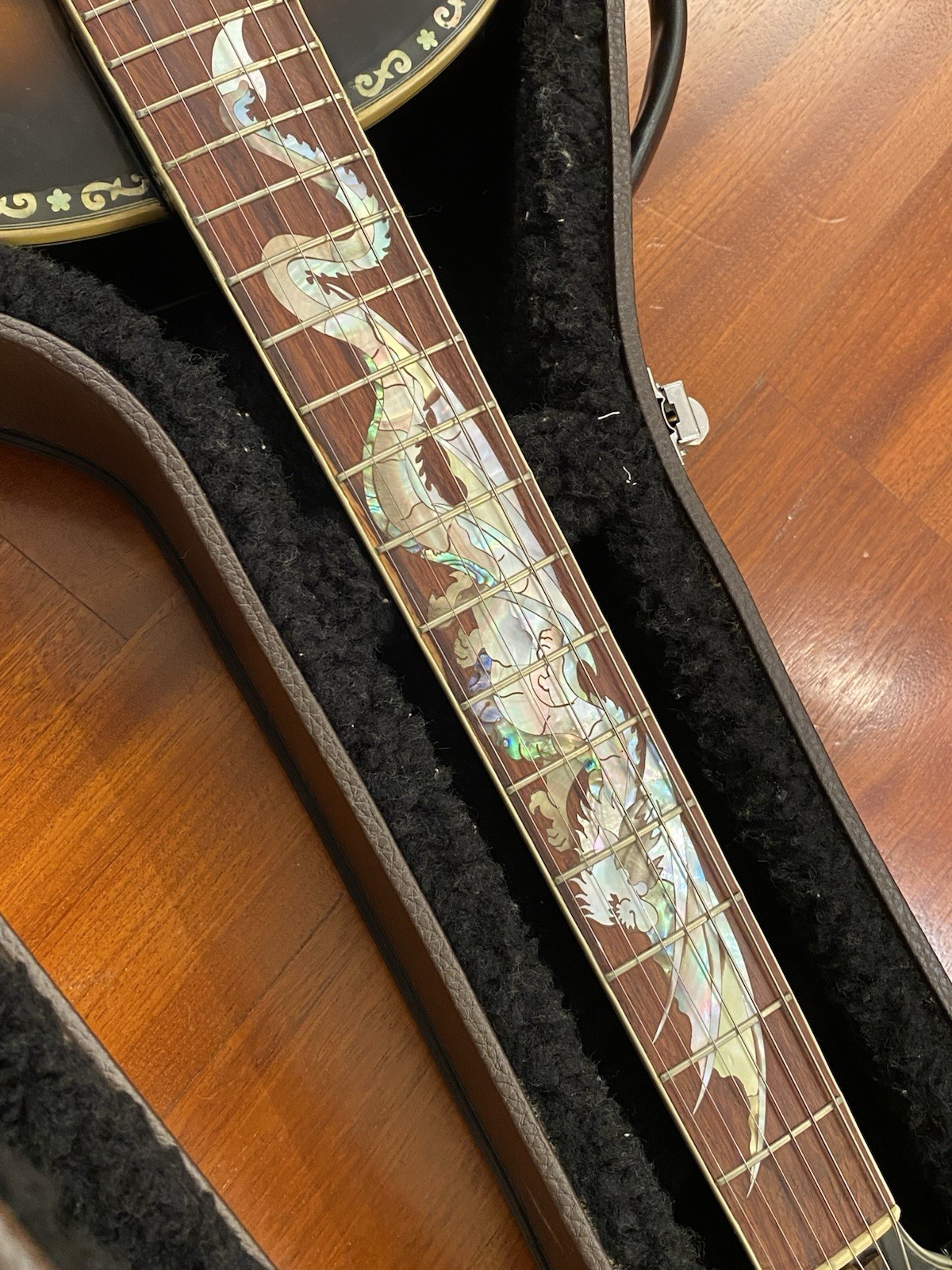 Chitarra Archtop Antonio Tsai originale con custodia rigida. Condizioni Ottime. foto 3