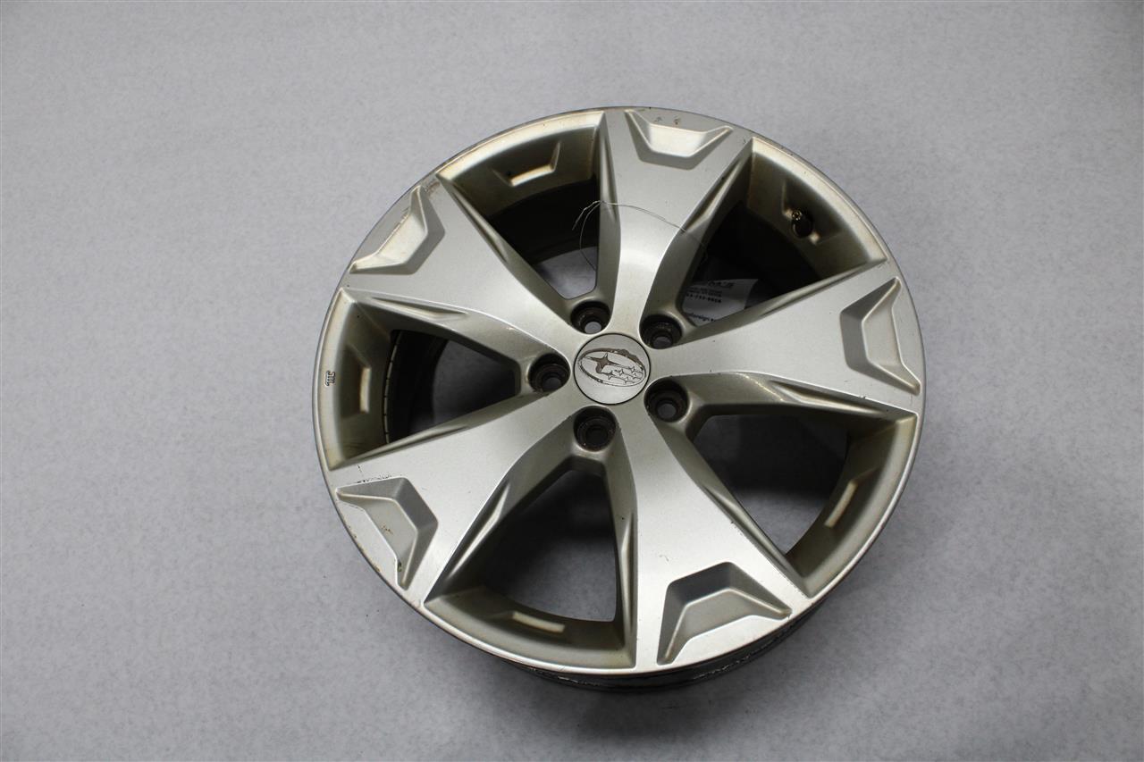 Used Wheel fits: 2015 Subaru Forester 17x7 5 spoke alloy Grade A