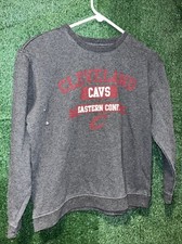 Cleveland Cavaliers Cavs DISTRESSED Sweatshirt YOUTH XL Lebron James NBA Ohio
